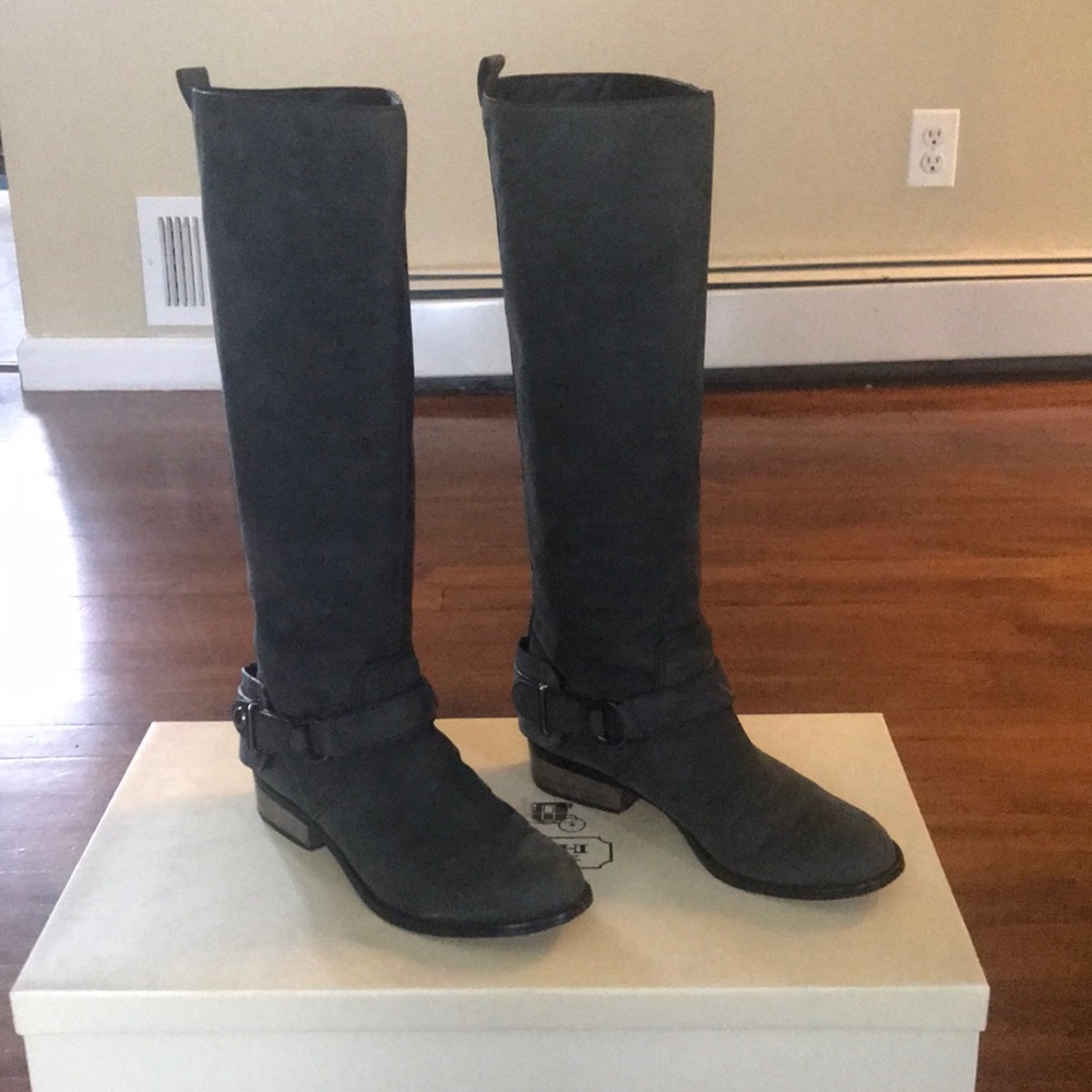 Coach boots